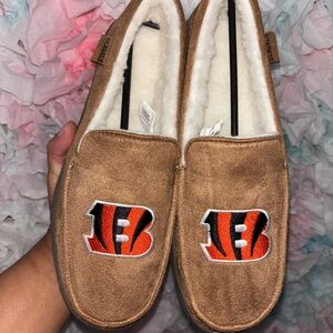 Brown Bengals Mens Slippers